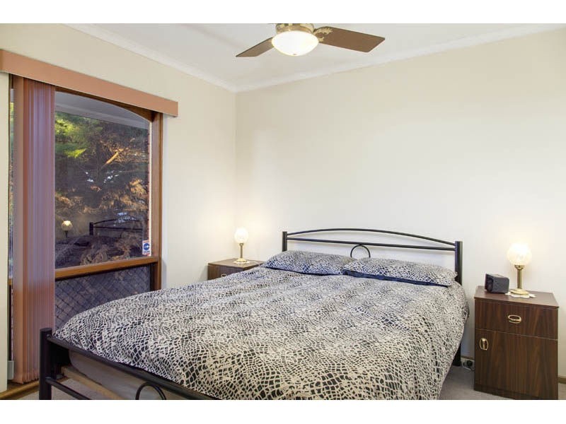 5 Manoora Drive, Hallett Cove SA 5158