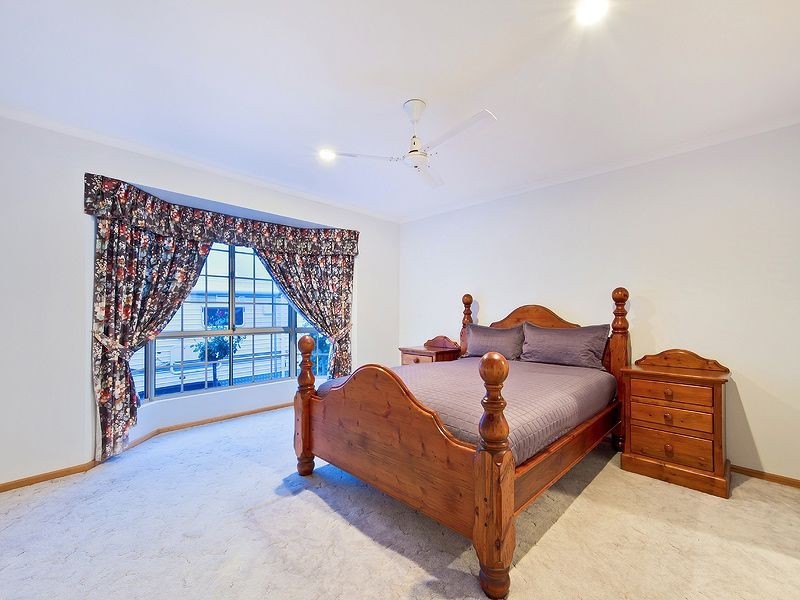 29 Jagger Crescent, Woodcroft SA 5162