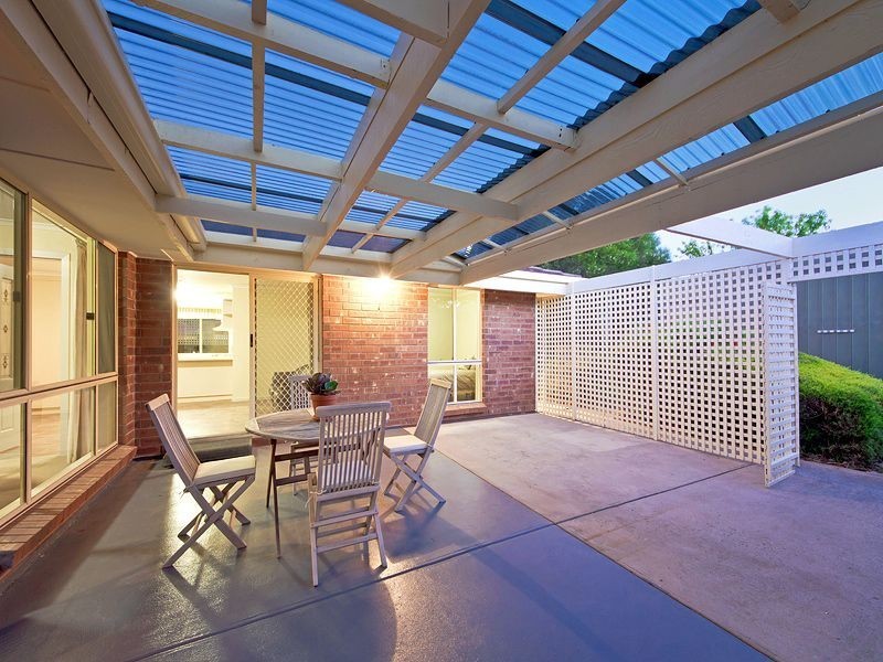 42 Bordeaux Drive, Woodcroft SA 5162