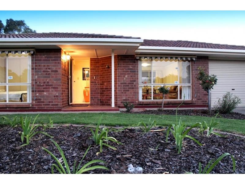 42 Bordeaux Drive, Woodcroft SA 5162