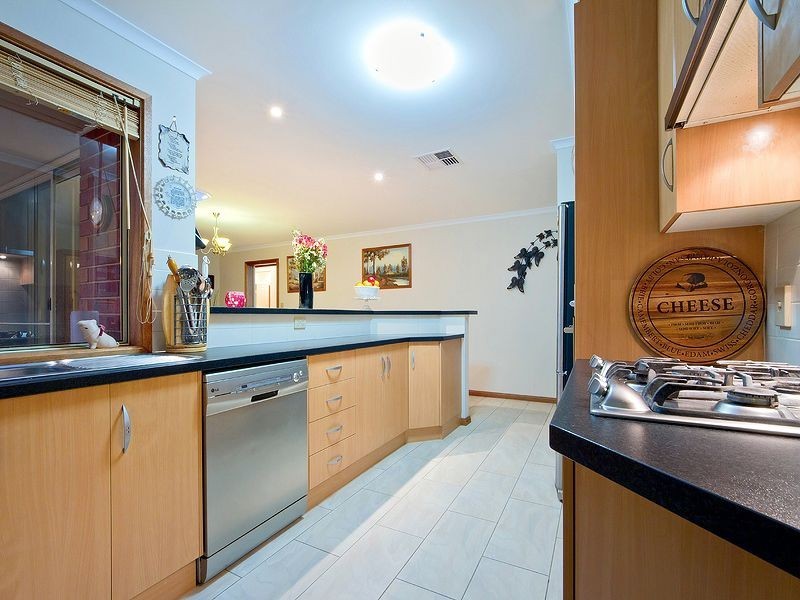 3 Haywood Court, Mount Compass SA 5210