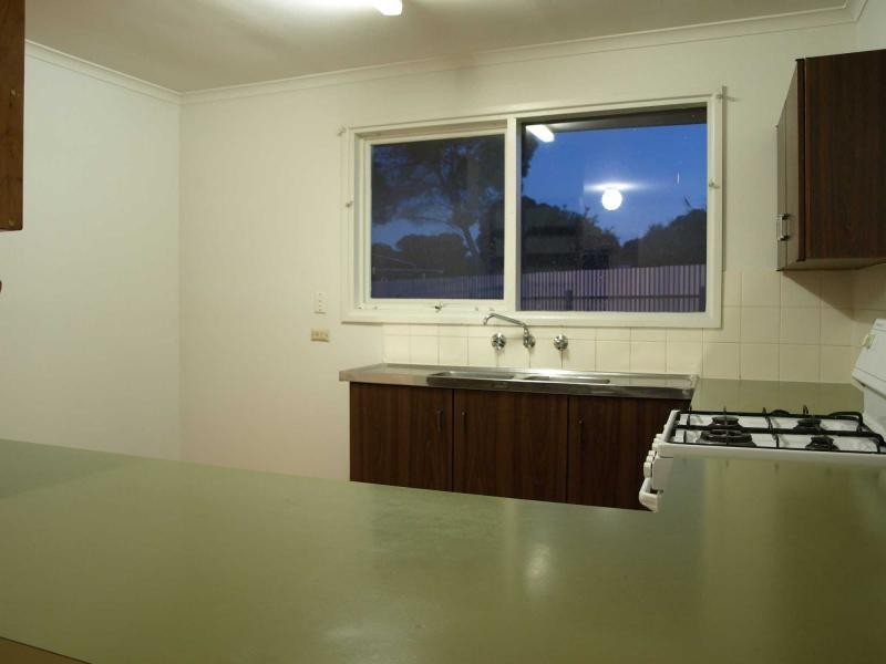 4 Kiwani Court, Morphett Vale SA 5162