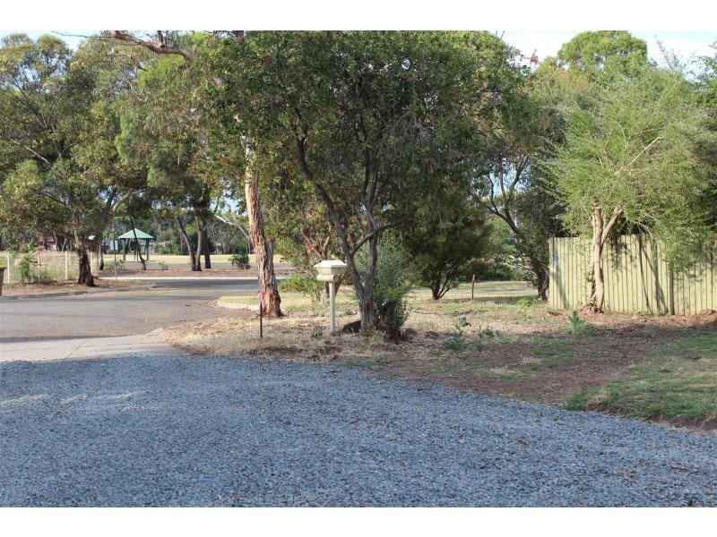 4 Kiwani Court, Morphett Vale SA 5162