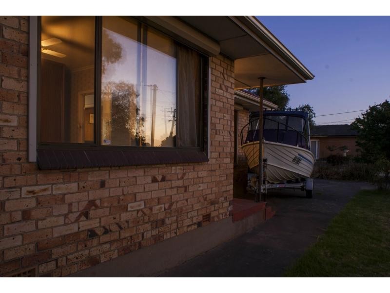 106 Acre Avenue, Morphett Vale SA 5162