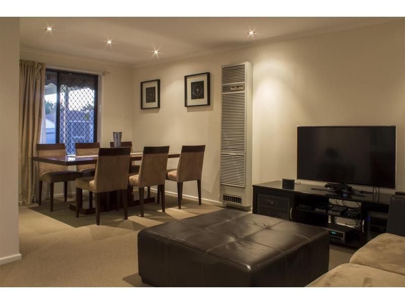 10 Hibiscus Court, Morphett Vale SA 5162