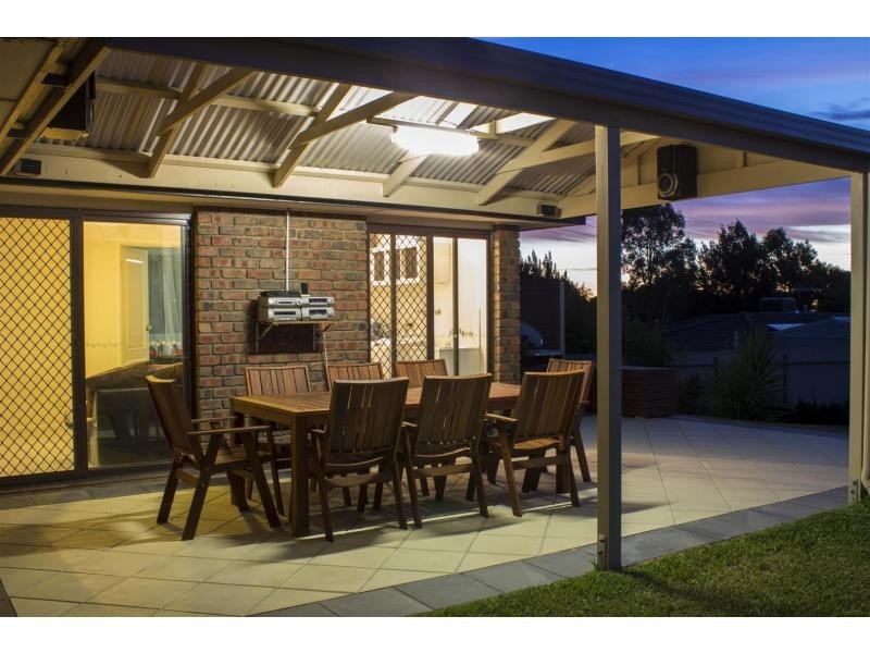 10 Hibiscus Court, Morphett Vale SA 5162
