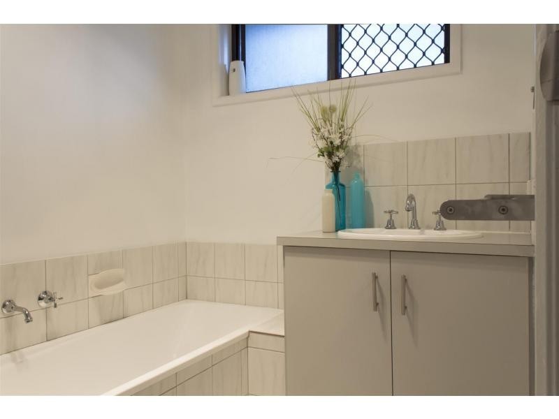10 Hibiscus Court, Morphett Vale SA 5162