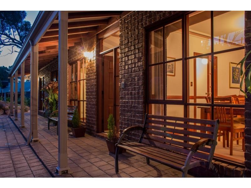 5 Rolls Court, Happy Valley SA 5159