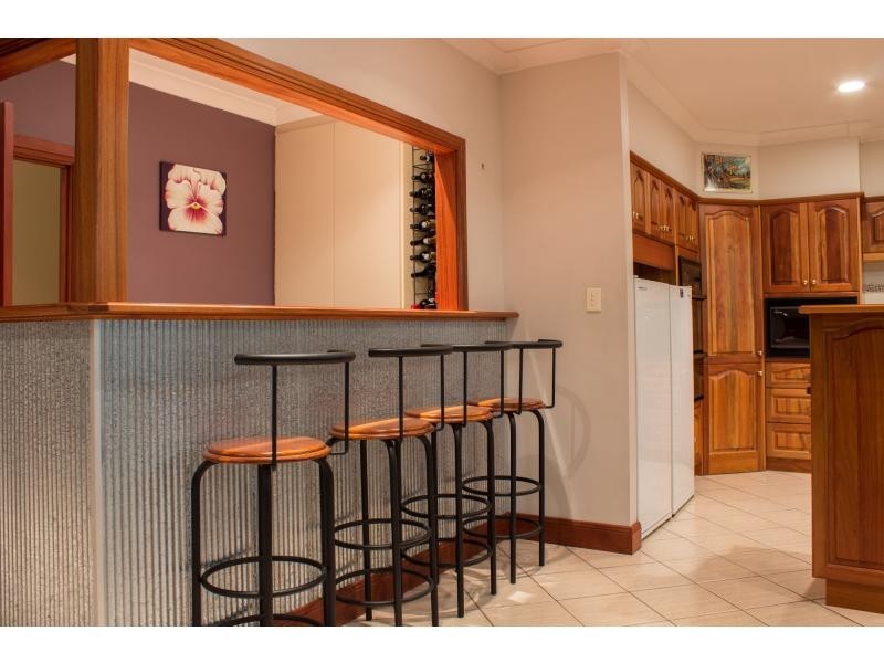 5 Rolls Court, Happy Valley SA 5159