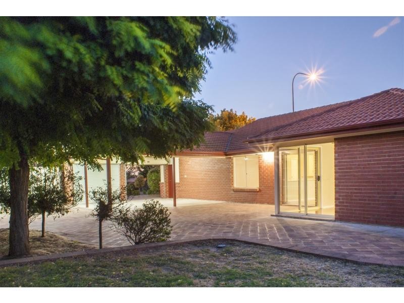 6 Oceanic Close, Seaford Rise SA 5169