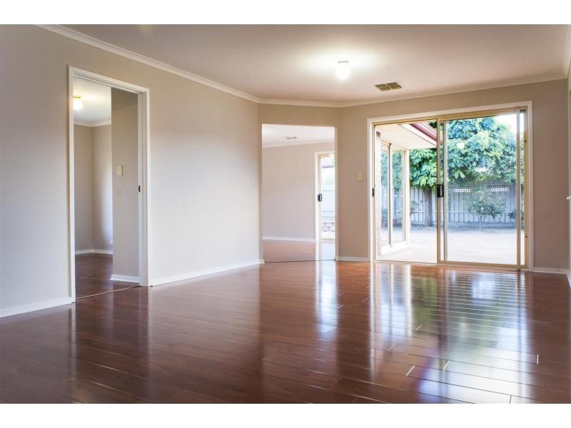 6 Oceanic Close, Seaford Rise SA 5169