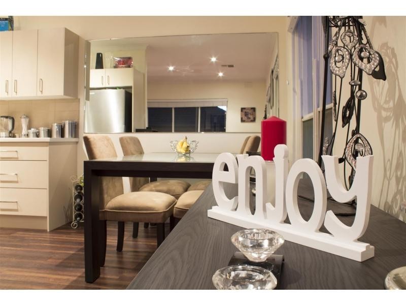 15 Roger Road, Morphett Vale SA 5162