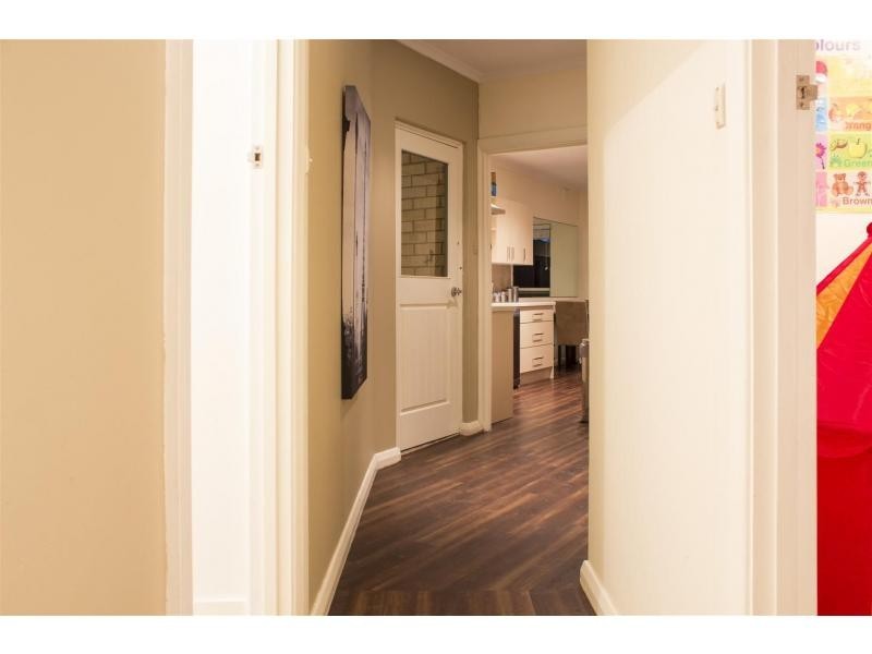 15 Roger Road, Morphett Vale SA 5162