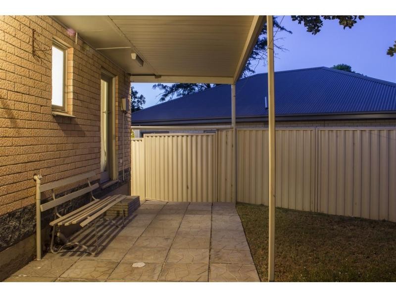 15 Roger Road, Morphett Vale SA 5162