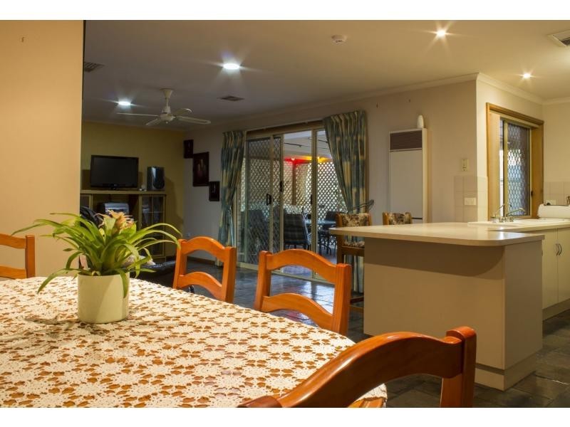 5 Cosgrove Crescent, Old Reynella SA 5161