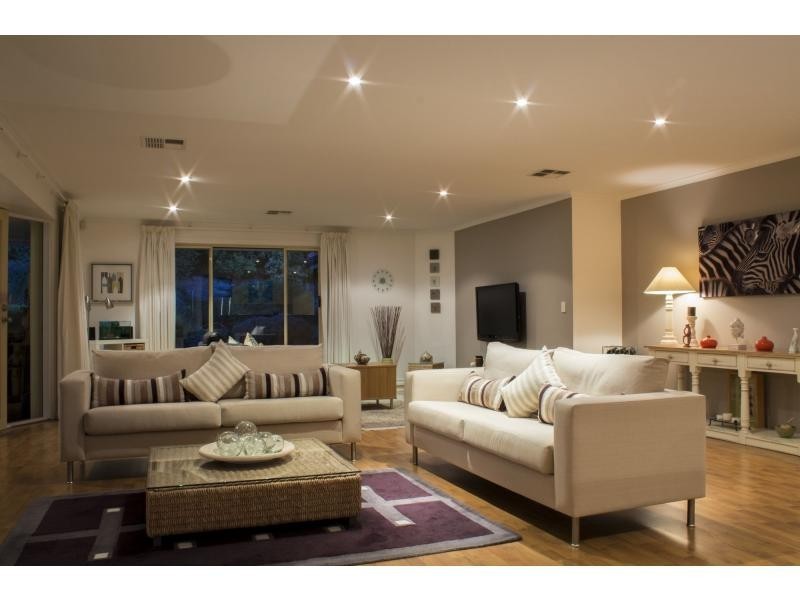 12 Annabelle Drive, Hallett Cove SA 5158