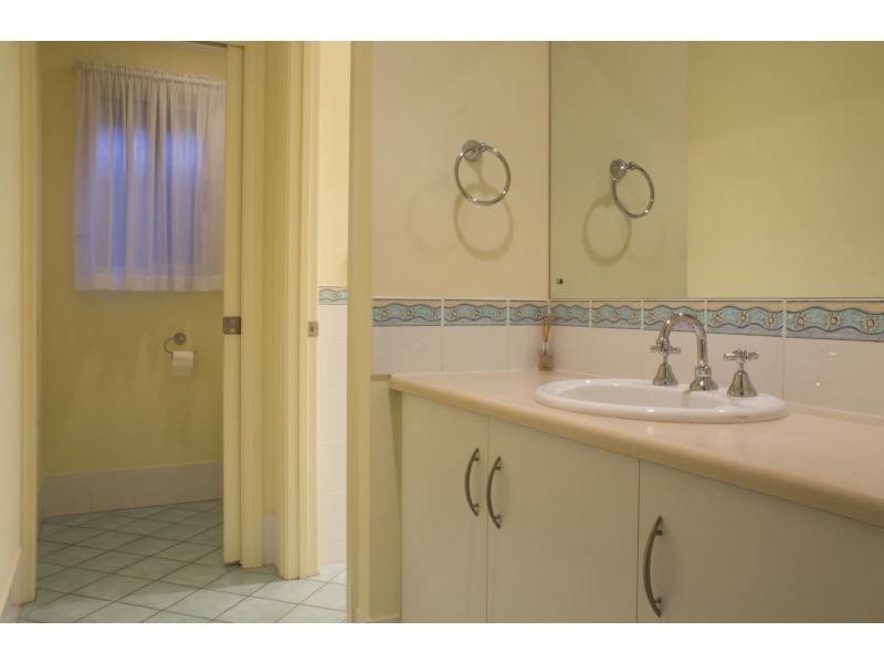 12 Annabelle Drive, Hallett Cove SA 5158