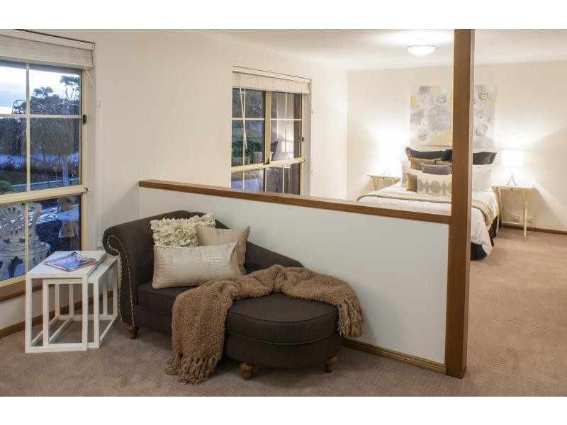 17 Shetland Street, Woodcroft SA 5162