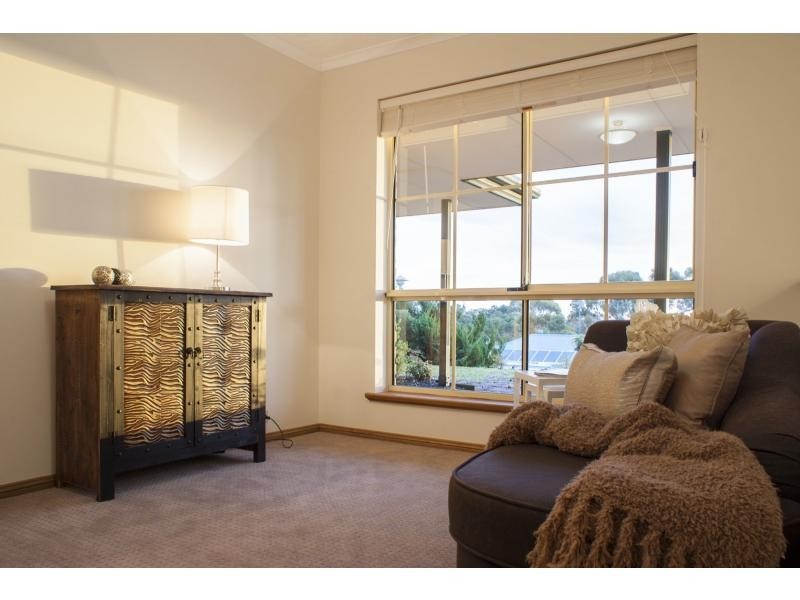 17 Shetland Street, Woodcroft SA 5162