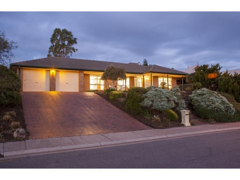 17 Shetland Street, Woodcroft SA 5162