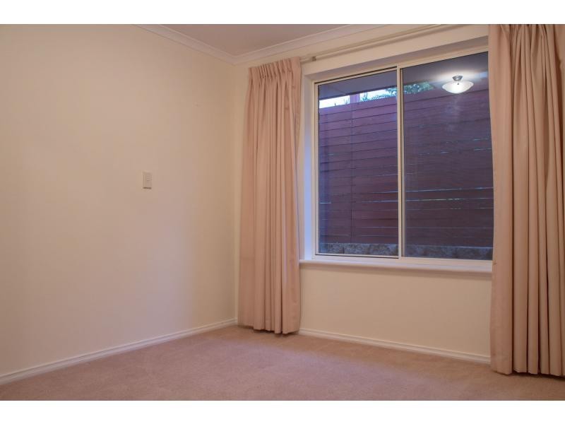 55a Dorrien Avenue, Woodcroft SA 5162