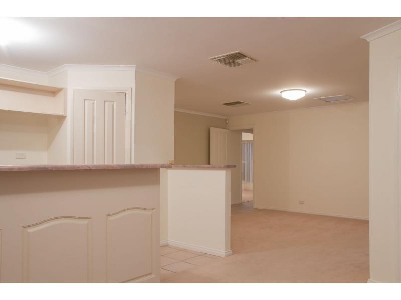 55a Dorrien Avenue, Woodcroft SA 5162