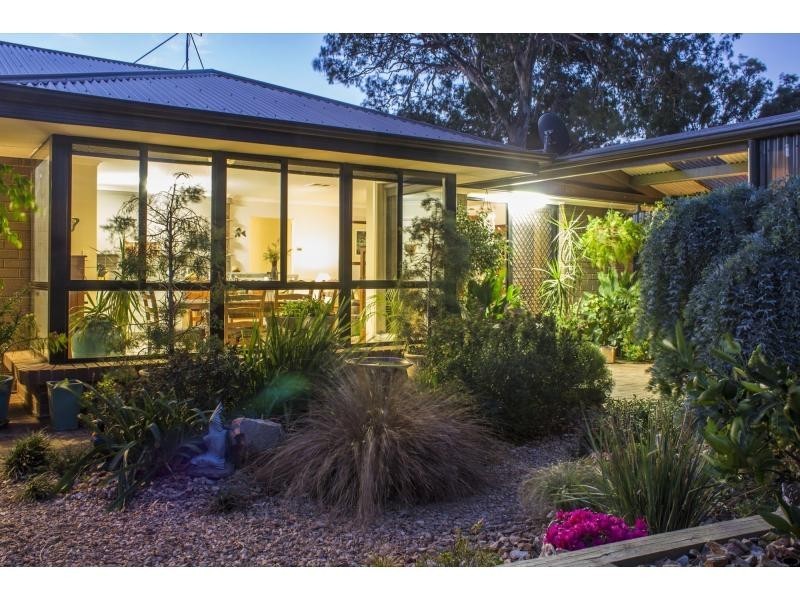 17 Barton Street, Yankalilla SA 5203
