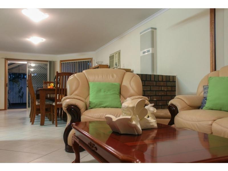 15 Maxwell Road, Hackham West SA 5163