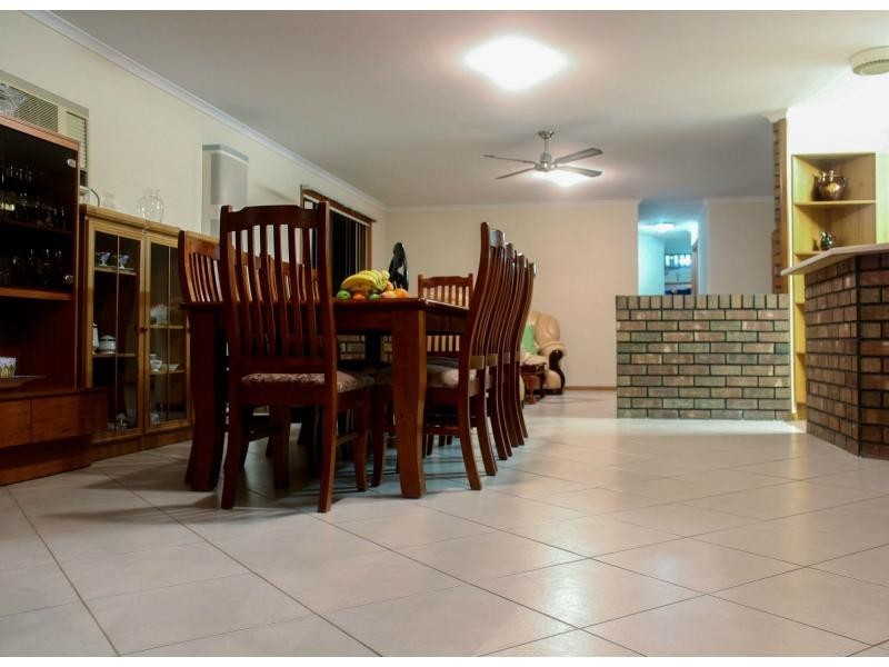 15 Maxwell Road, Hackham West SA 5163