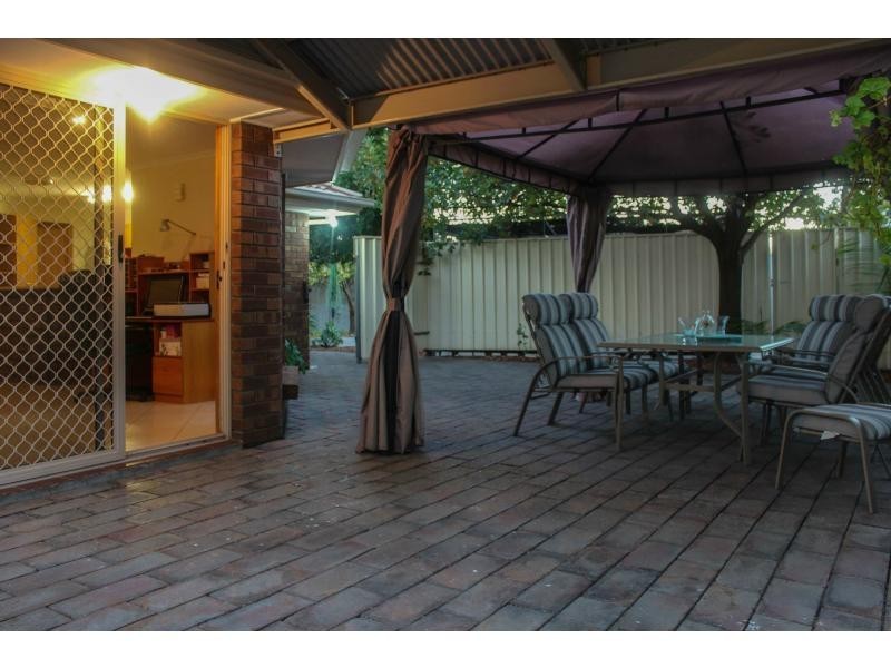 15 Maxwell Road, Hackham West SA 5163