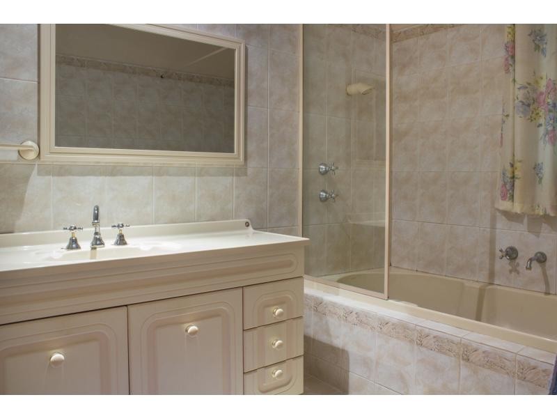 7 Robertson Avenue, Morphett Vale SA 5162