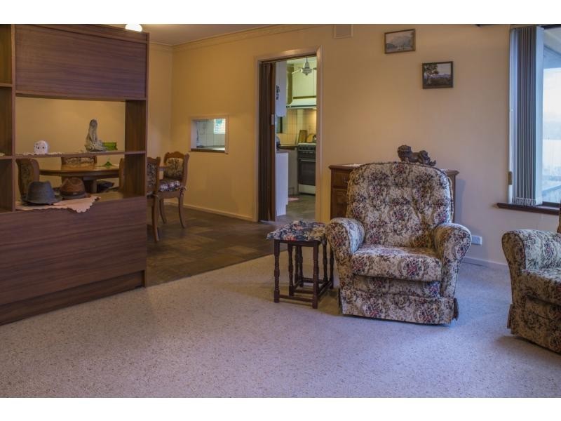 7 Robertson Avenue, Morphett Vale SA 5162