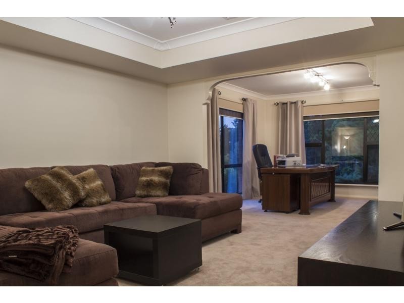 6 Douglas Fir Court, Aberfoyle Park SA 5159