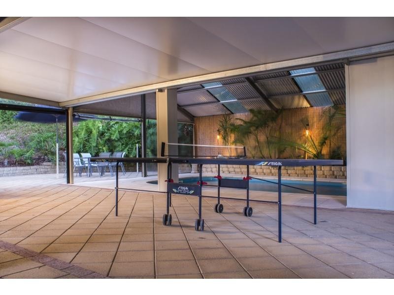 6 Douglas Fir Court, Aberfoyle Park SA 5159