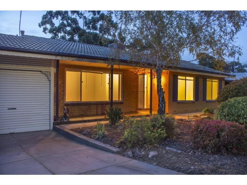 33 Ashton Rise, Huntfield Heights SA 5163