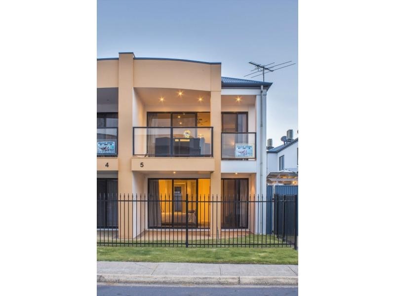 5/320 Esplanade, Moana SA 5169