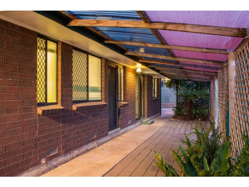 51 Lynlee Crescent, Huntfield Heights SA 5163