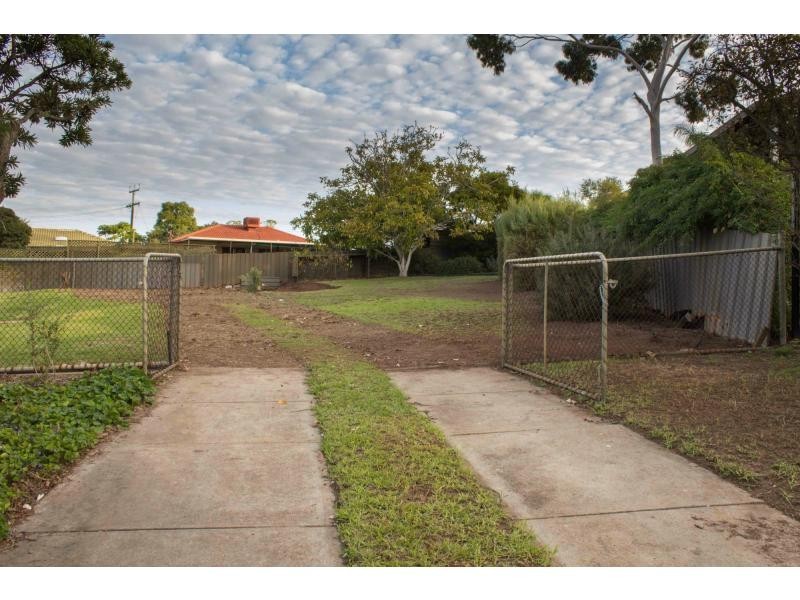 6 Ridge Court, Morphett Vale SA 5162
