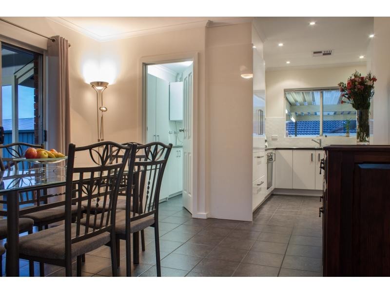 11 Ardross Crescent, Morphett Vale SA 5162