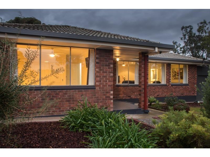 11 Ardross Crescent, Morphett Vale SA 5162
