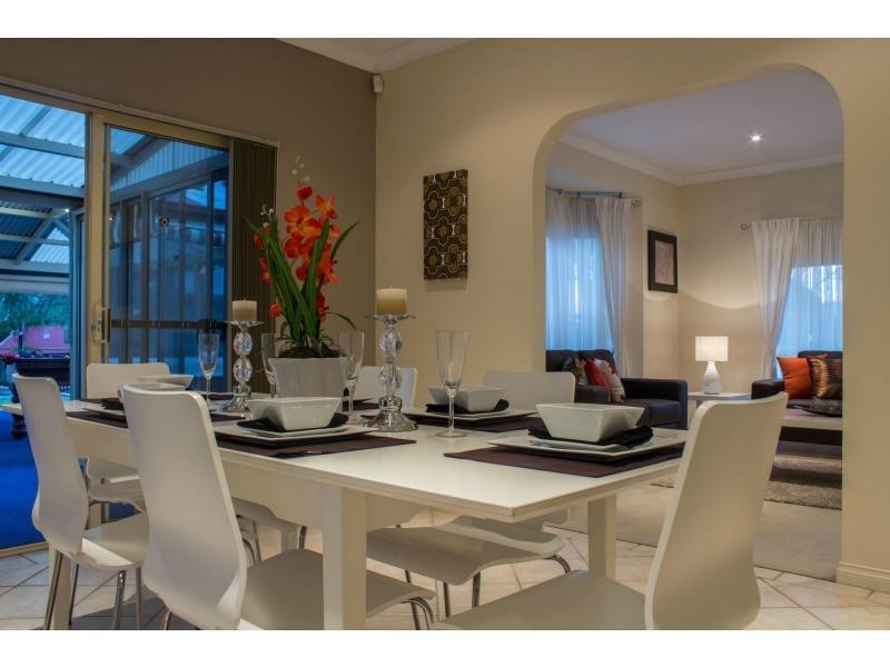 4 Redbank Close, O’halloran Hill SA 5158