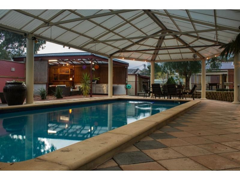 4 Redbank Close, O’halloran Hill SA 5158