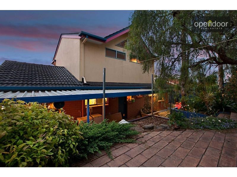 30 Lillian Street, Huntfield Heights SA 5163