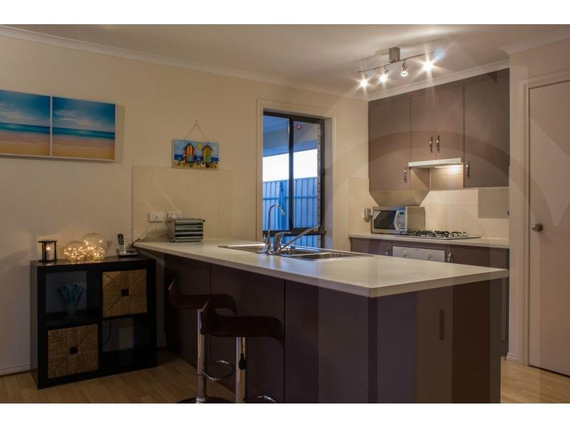 34 Quinn Street, Christie Downs SA 5164