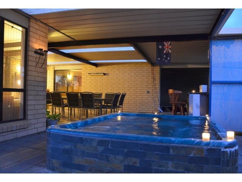 4 Barramundi Way, Aldinga Beach SA 5173