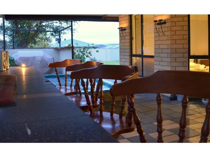 4 Barramundi Way, Aldinga Beach SA 5173