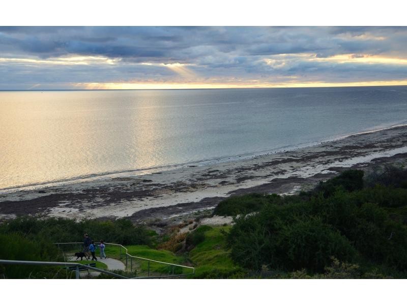 4 Barramundi Way, Aldinga Beach SA 5173