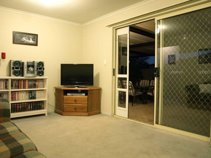 18 Jimmy Watson Drive, Woodcroft SA 5162