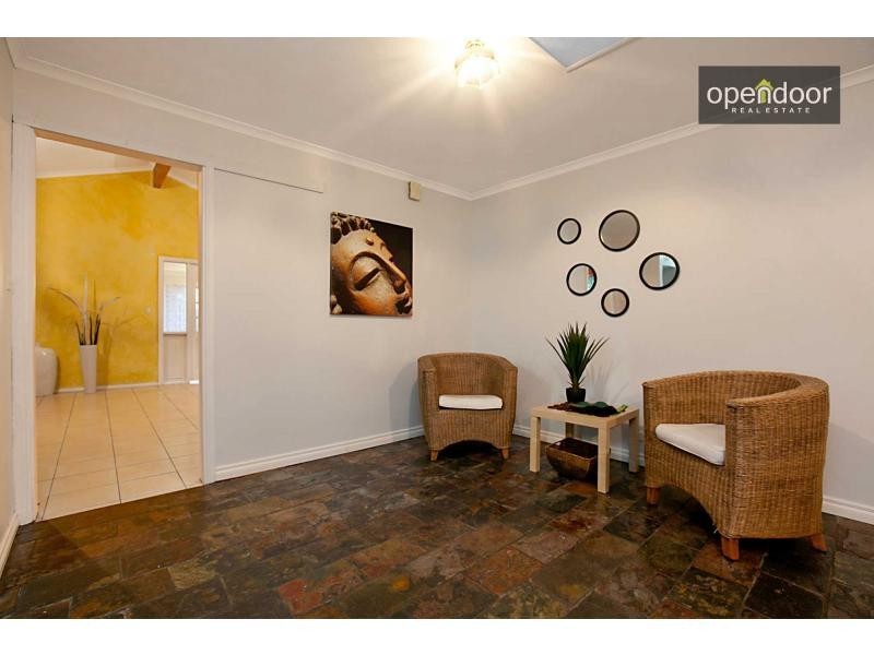 13 Haymaker Court, Morphett Vale SA 5162