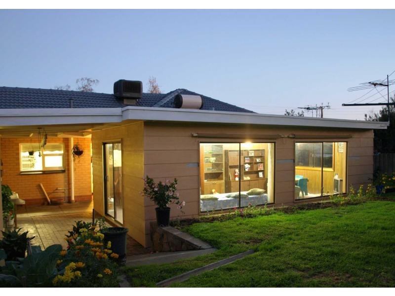 12 Kerrin Avenue, Morphett Vale SA 5162